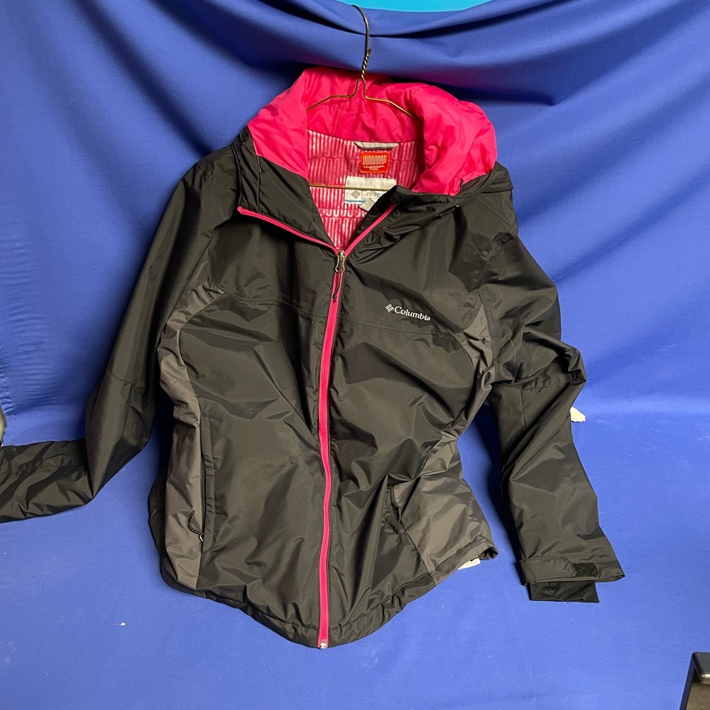 Woman’s Columbia Thermal Winter Jacket-XL